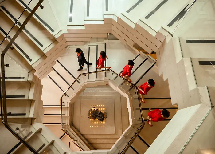 Siam Kempinski Hotel Bangkok - SHA Extra Plus Certified